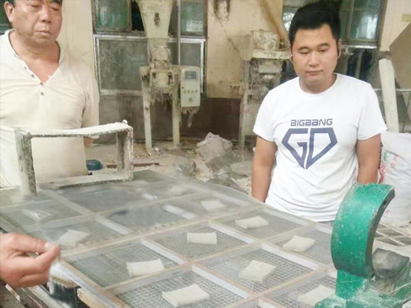 旭瑞網(wǎng)業(yè)的篩網(wǎng)，價格合理，靜電處理好